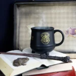 Harry Potter Mug – Hogwarts Crest Cauldron 560 ml 3