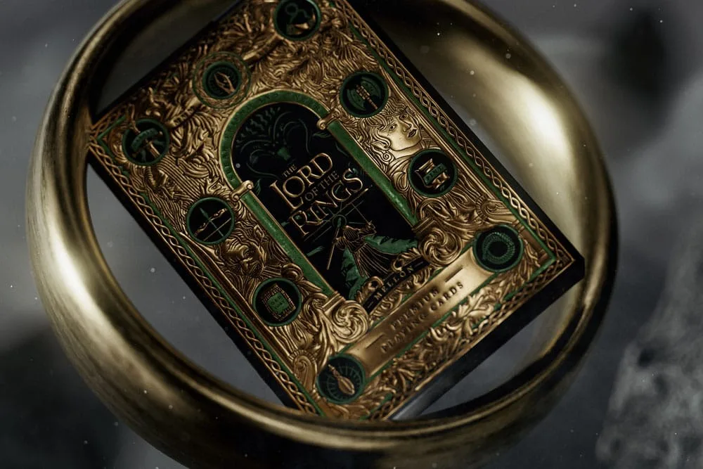 Lord of the Rings Spielkarten – Premium-Box mit 4 Kartendecks 11