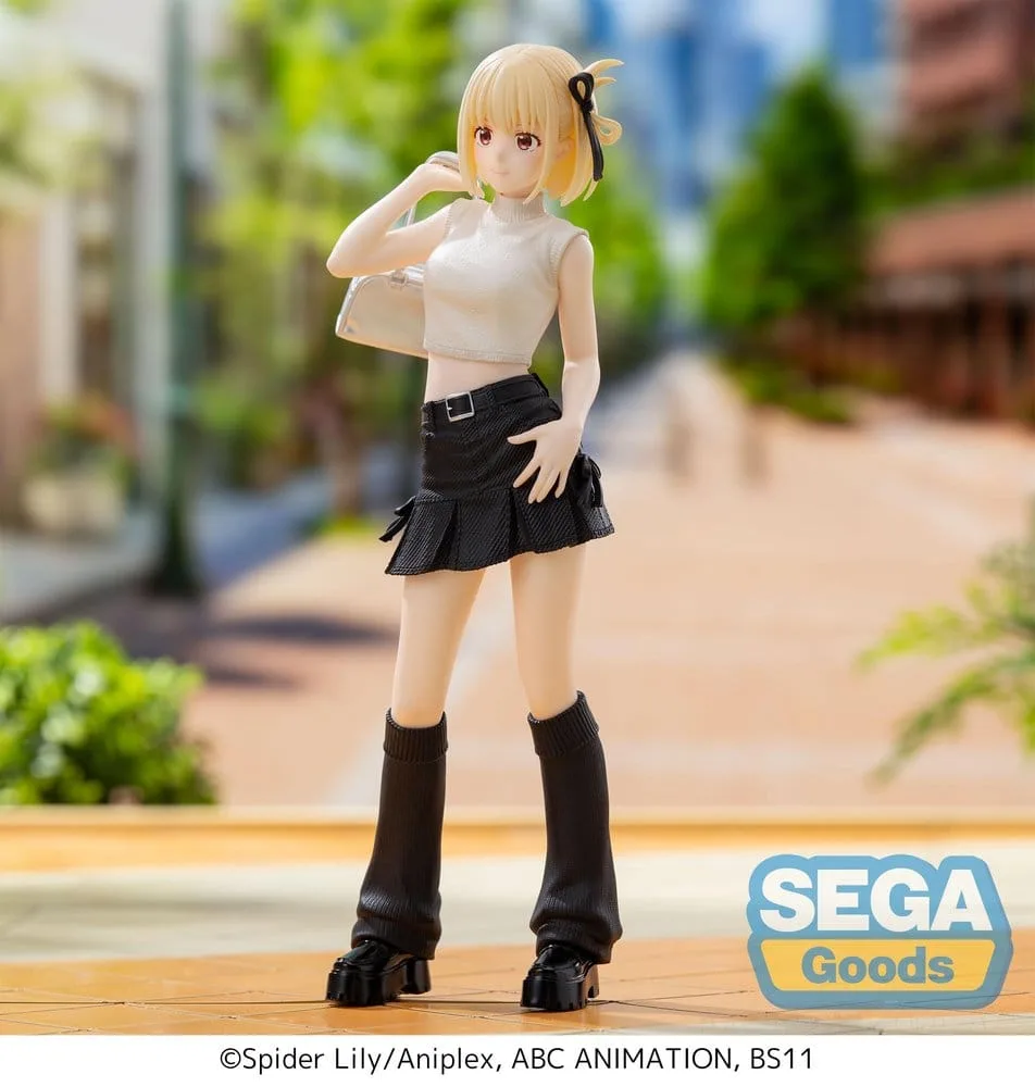 Lycoris Recoil Figure – Chisato Nishikigi Street Snap 20 cm 3
