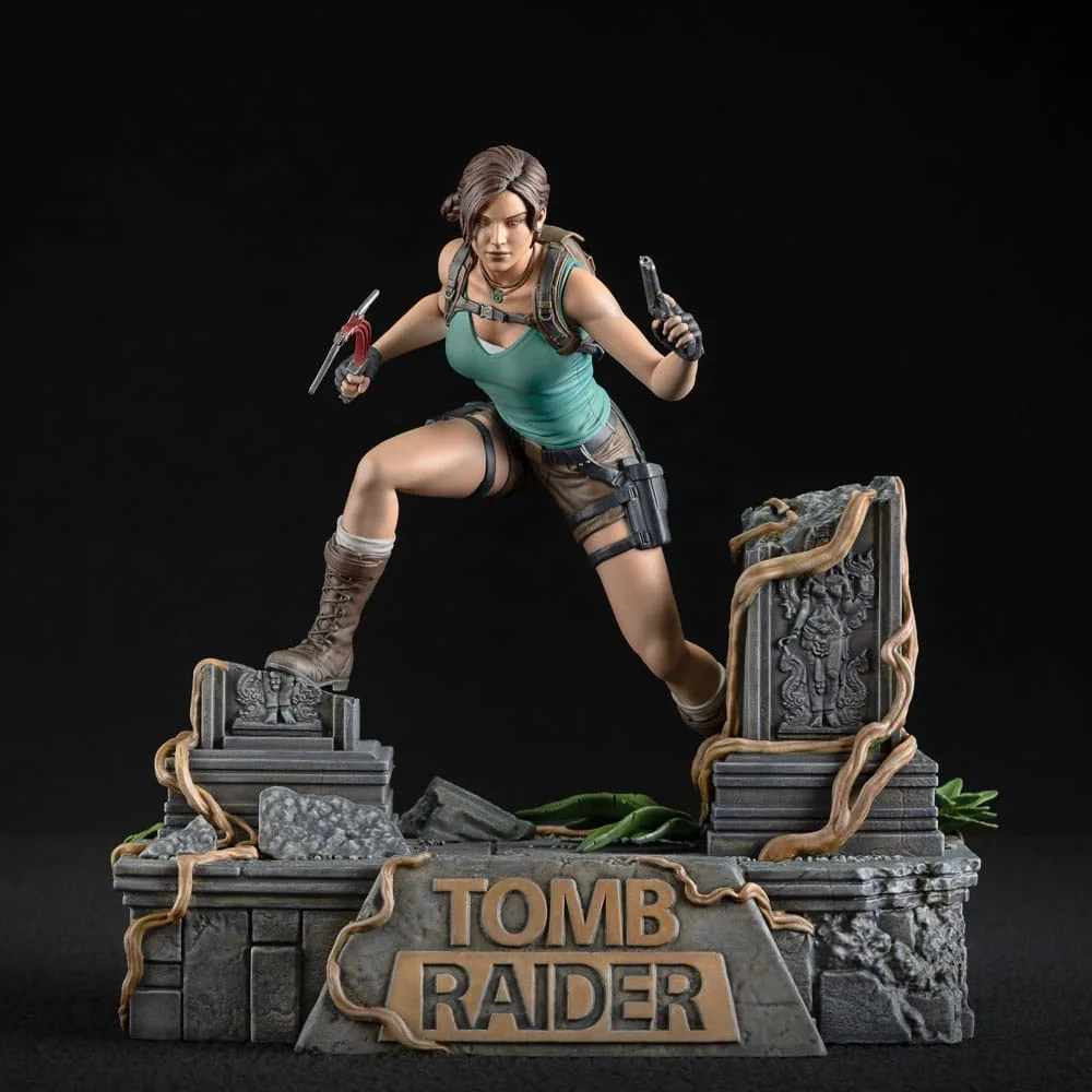 Tomb Raider Statue – Lara Croft with Swappable Accessories 24 cm 17