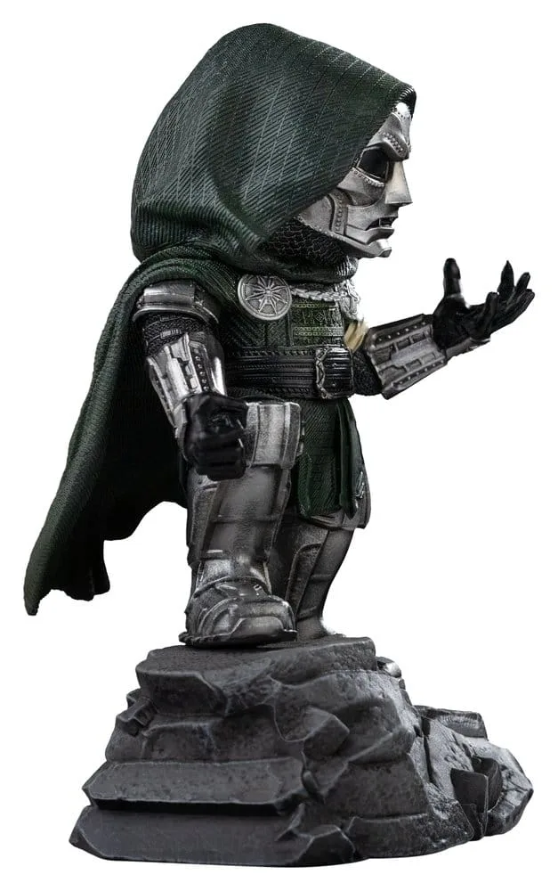 Avengers Doomsday Statue – MiniCo Doctor Doom 15 cm 9