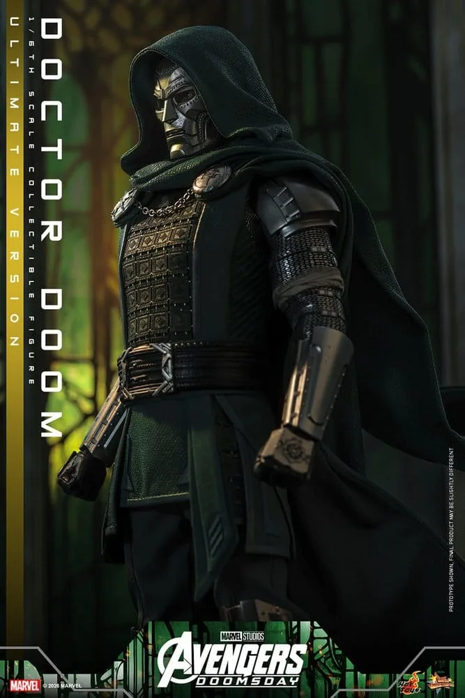 Avengers: Doomsday Action Figure – Doctor Doom Ultimate 31 cm 20