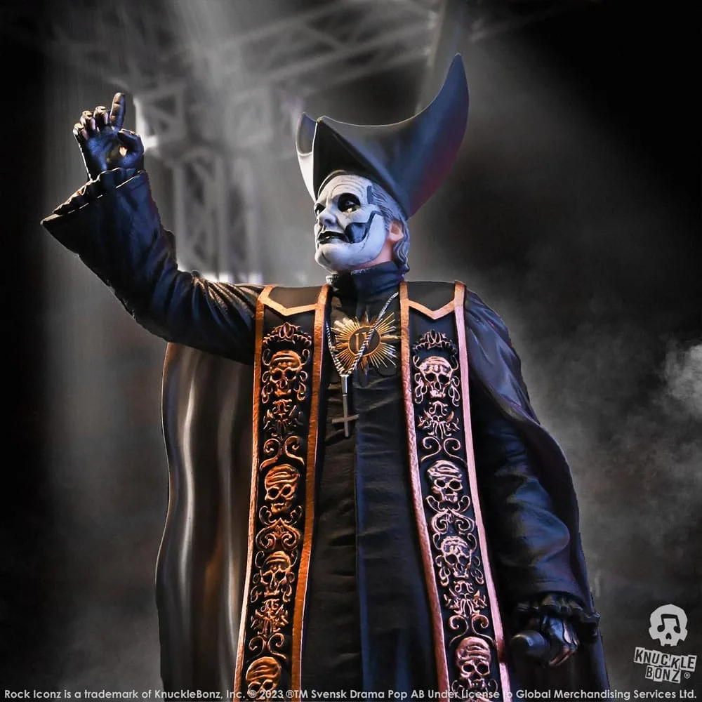 Ghost Beeld – Papa Emeritus IV Zwart gewaad 1/9 22 cm 24