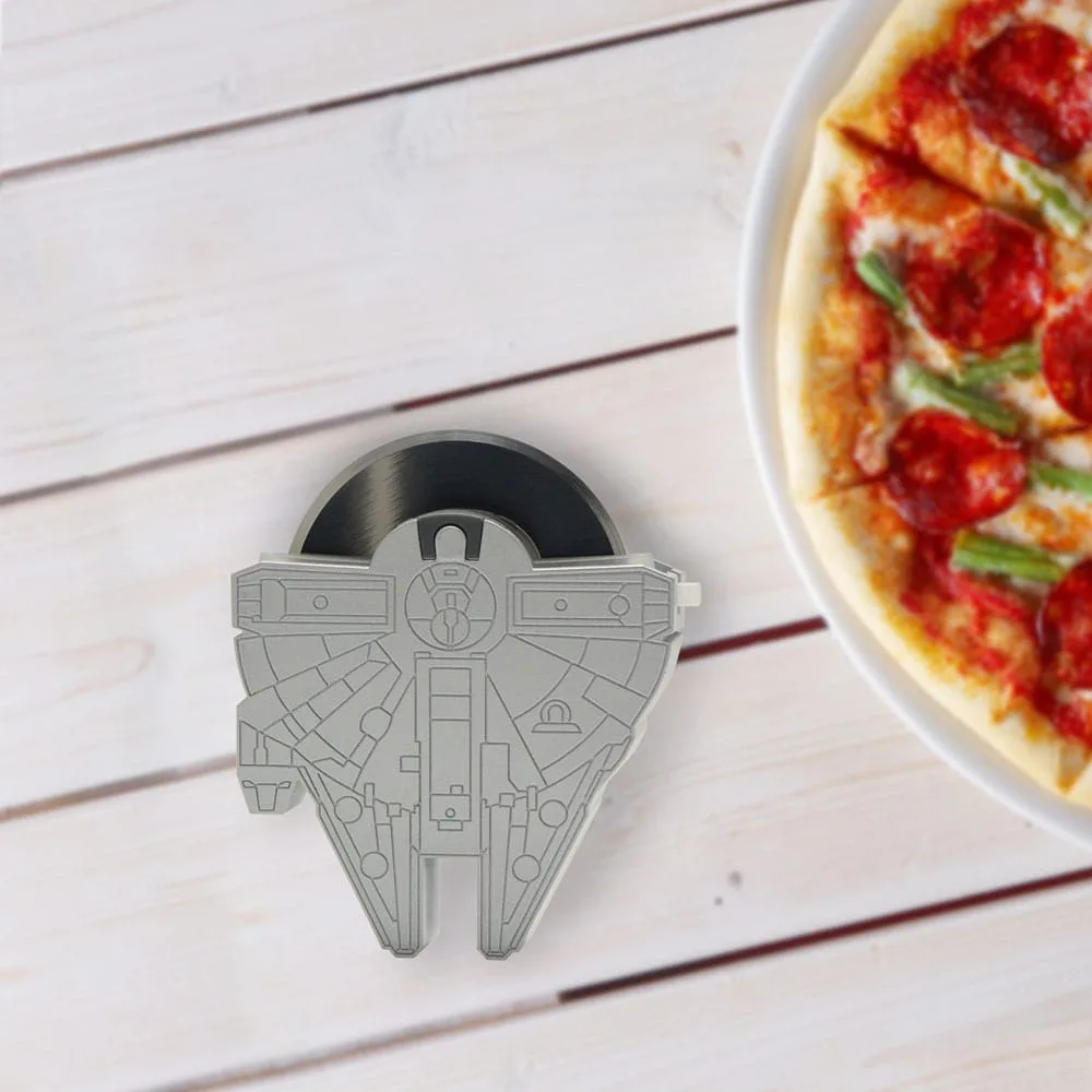 Star Wars Pizza Cutter – Millennium Falcon 8