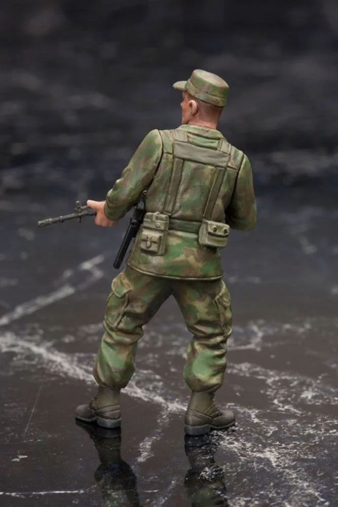 Metal Gear Solid V Model Kit – Ground Zeroes 1:35 5 cm 16