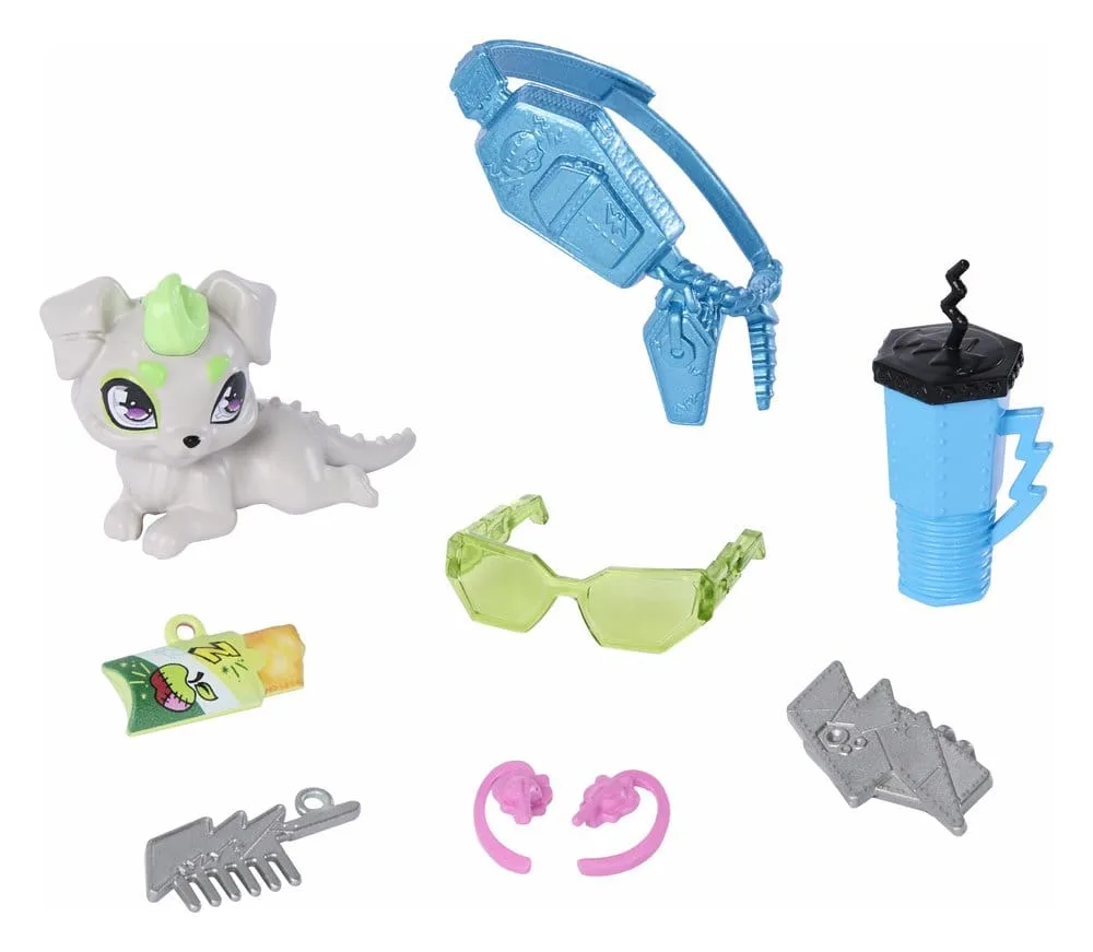Monster High Doll – Frankie Stein with Watzie and Accessories 5