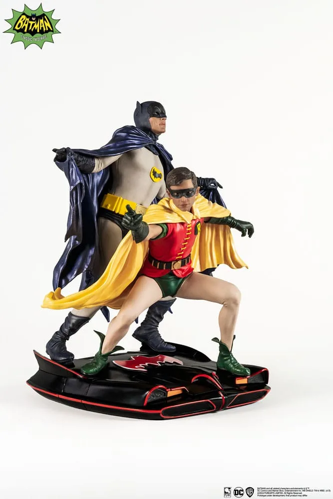 DC Comics Diorama – Batman and Robin 1966 1/8 Scale 23 cm 3