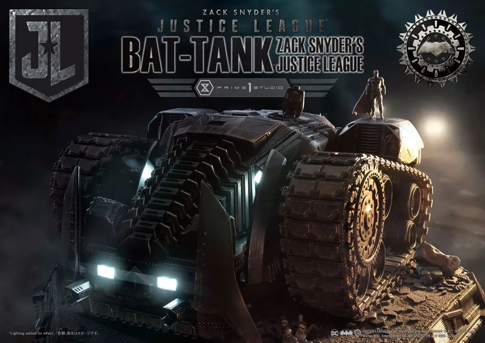 Zack Snyder’s Justice League Diorama – Bat-Tank Deluxe 36 cm 2