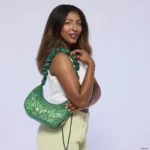 A Bug’s Life Crossbody Bag – Loungefly 15 x 25 x 24 cm 3