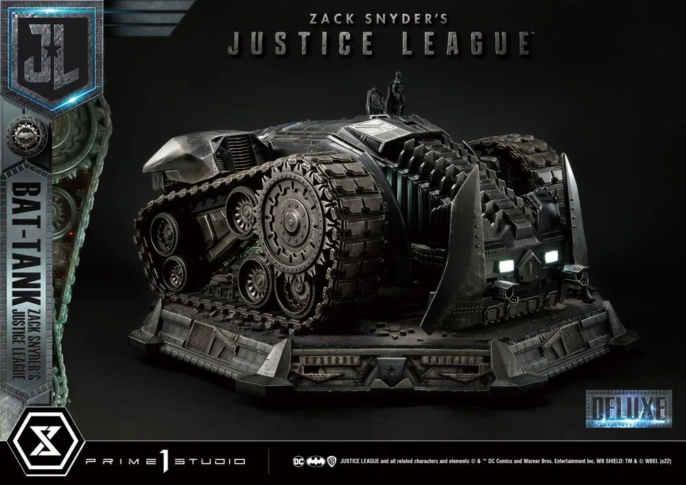 Zack Snyder’s Justice League Diorama – Bat-Tank Deluxe 36 cm 5