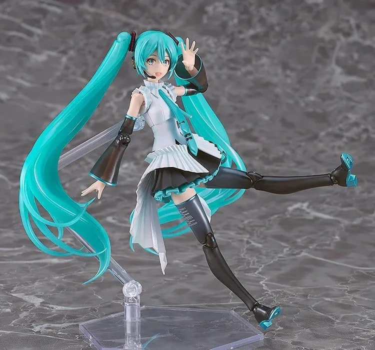 Hatsune Miku Model Kit – Plamatea Happy 16th Birthday 16 cm 4