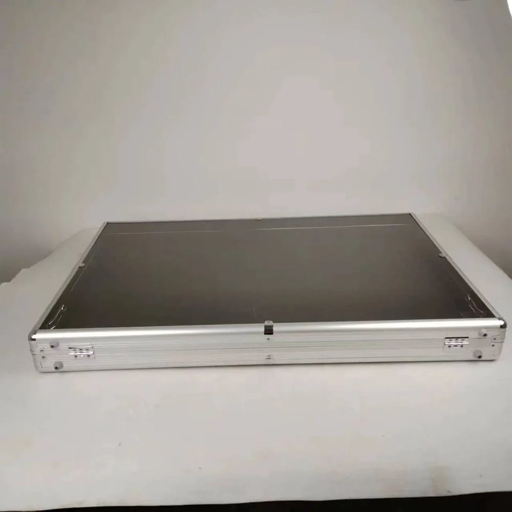 Evoretro Trading Card Display Suitcase – Aluminum Frame 9