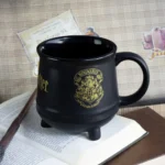 Harry Potter Mug – Hogwarts Crest Cauldron 560 ml 2