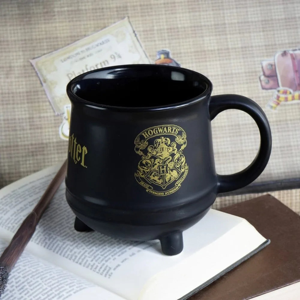 Harry Potter Mug – Hogwarts Crest Cauldron 560 ml 2
