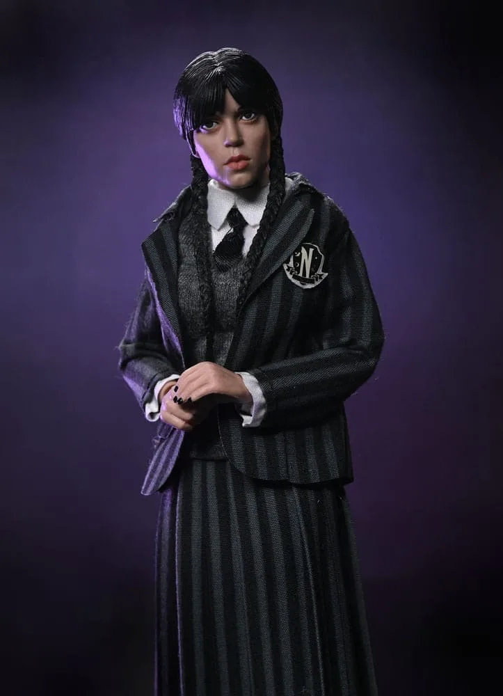 Wednesday Action Figure Set – Addams and Enid School Uniforms 20 cm 6