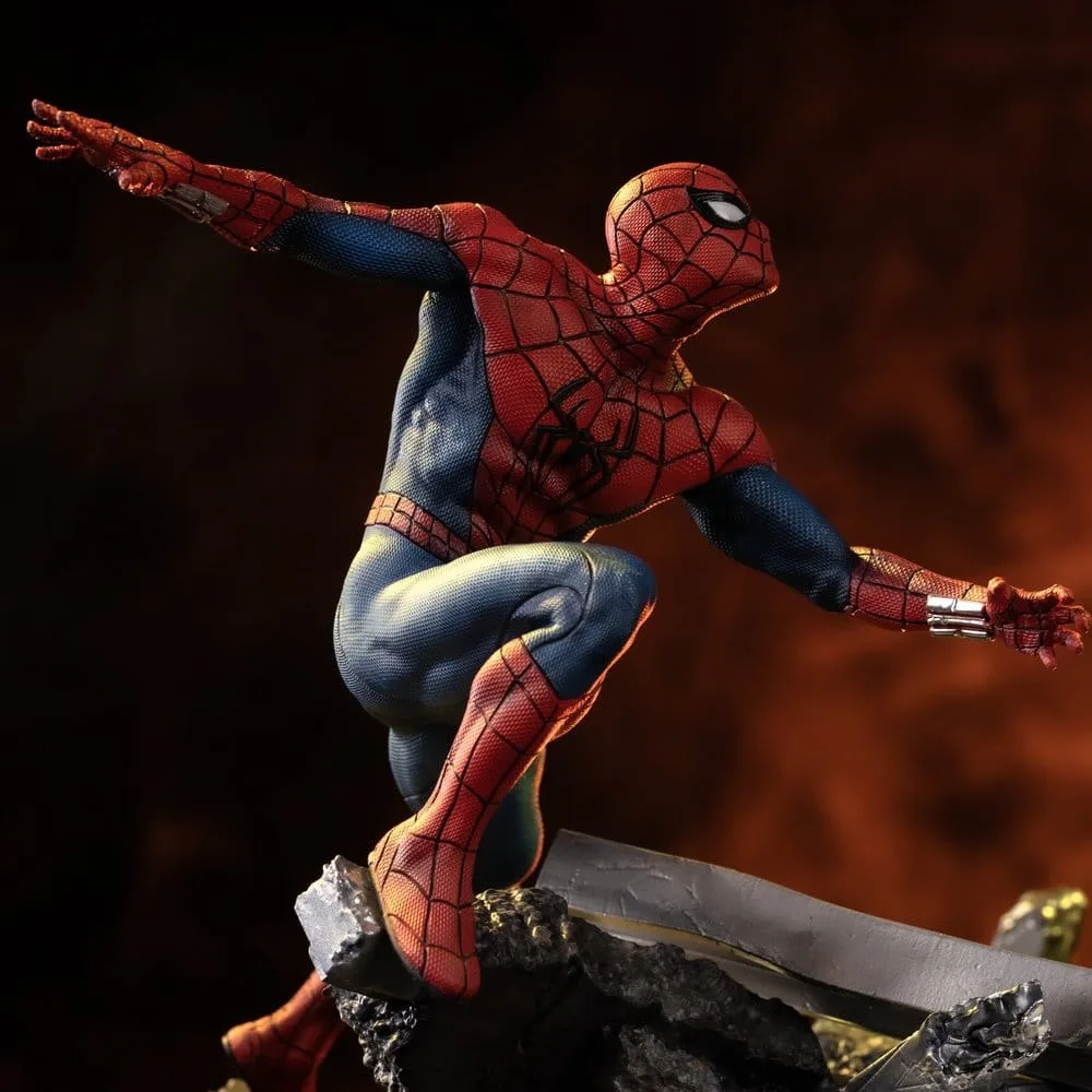 Marvel Comics Statue – Spider-Man vs Hulk 1:10 38 cm 13