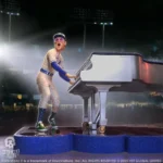 Elton John Statue – Iconz Limited Edition 19 cm 17