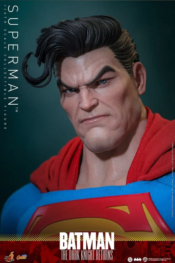 Batman The Dark Knight Returns Action Figure – Superman 1/6 34 cm 6