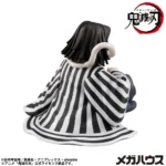 Demon Slayer Statue – G.E.M. Iguro-san Palm Size 7 cm 6