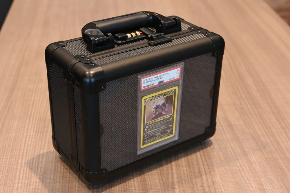 Evoretro Graded Card Carry Case – Black Display Window 7