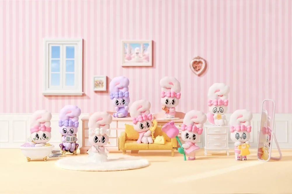 Esther Bunny Mini Figures – Young Blossom Display of 8 10 cm