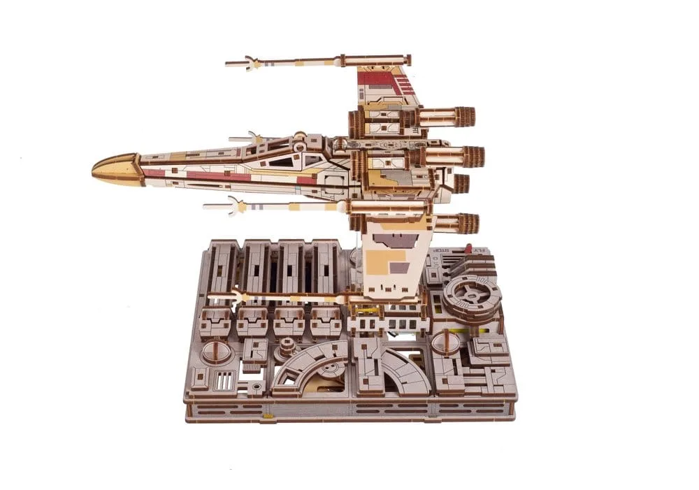 Star Wars Wooden Model Kit – Luke Skywalker’s X-Wing 2