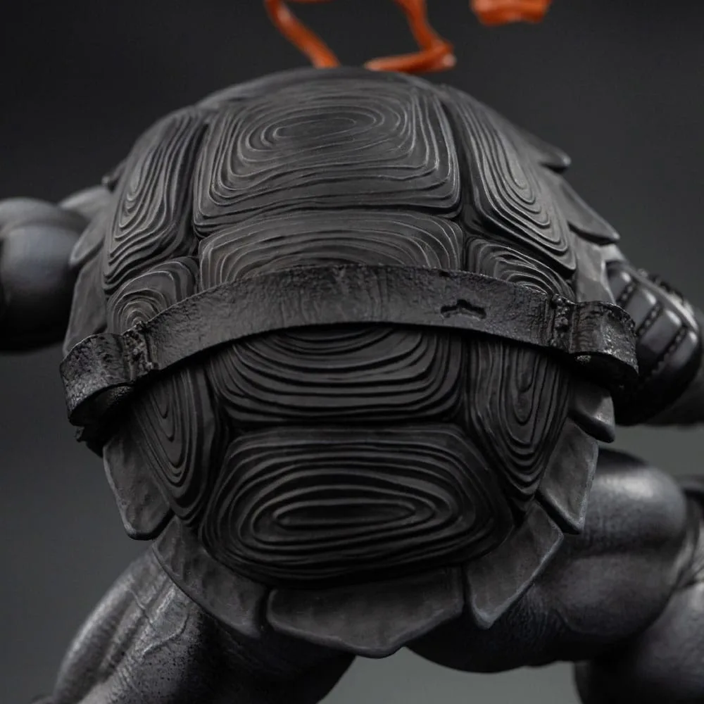 TMNT Statue – Michelangelo Black and White 1/10 Scale 26 cm 6