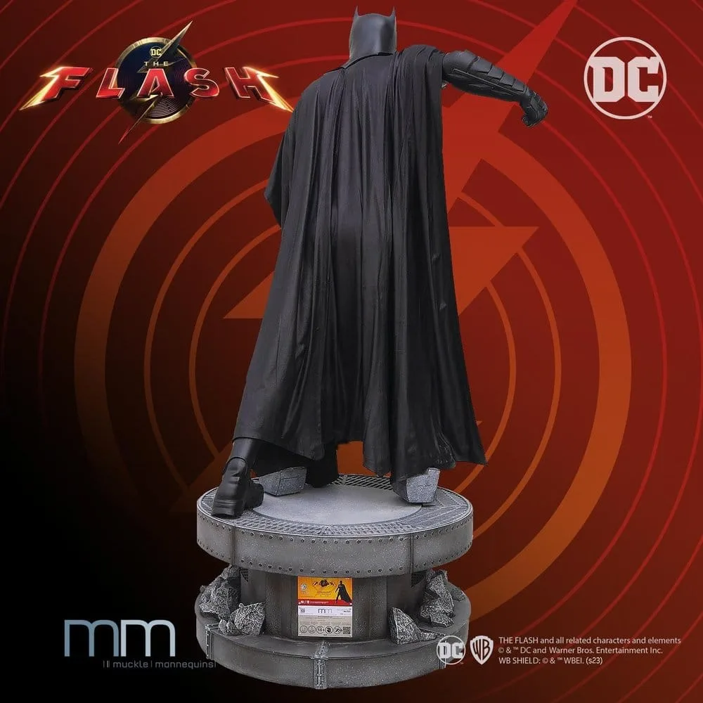 The Flash Life-Size Statue – Keaton Batman 228 cm 3