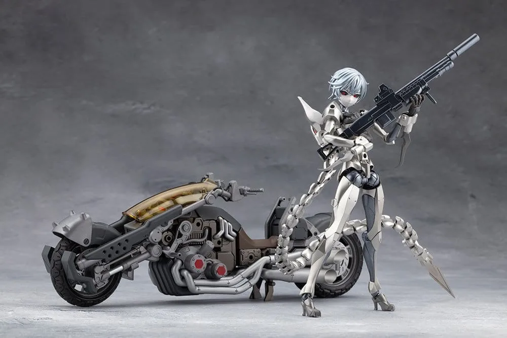 Megalomaria Modellbausatz – Wreckage Hunter Crossover 25 cm 2