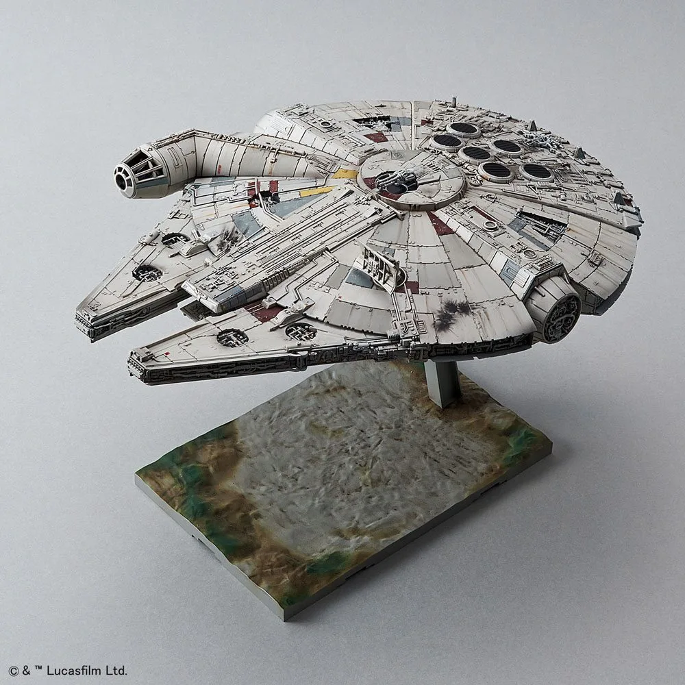 Star Wars Episode VII Model Kit – Millennium Falcon 1:144 17