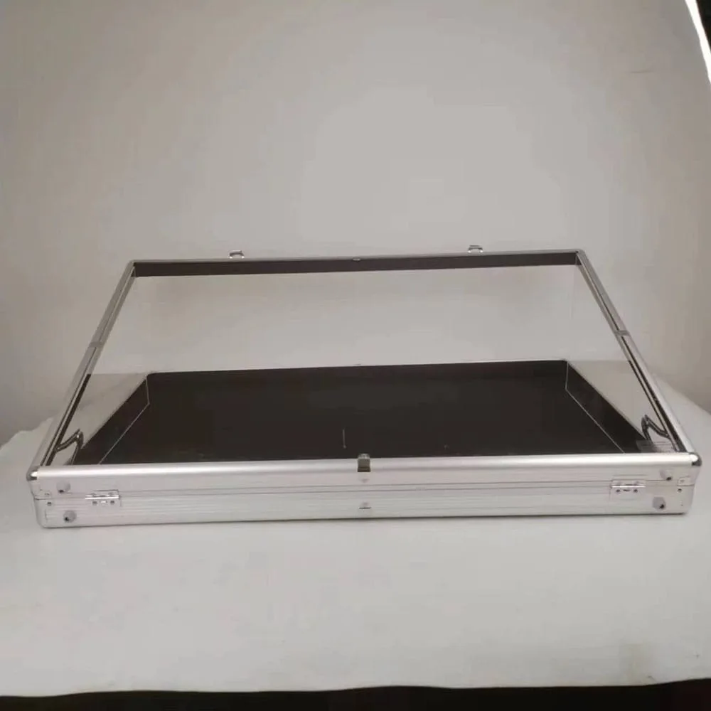 Evoretro Trading Card Display Suitcase – Aluminum Frame 7