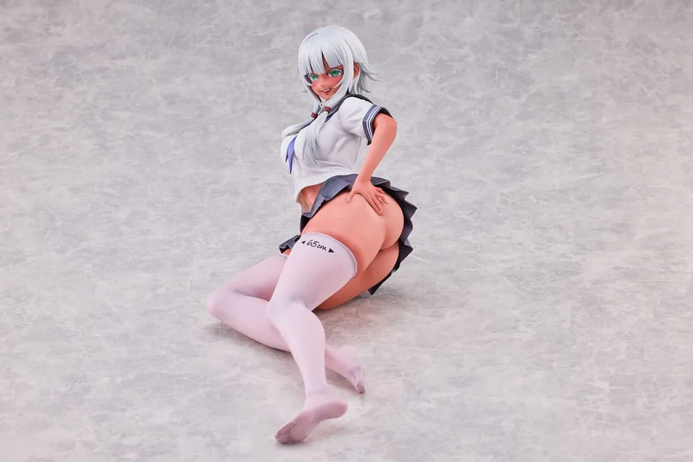 World Where Thighs Equal Social Status Statue – Raura Aiza 14 cm 2