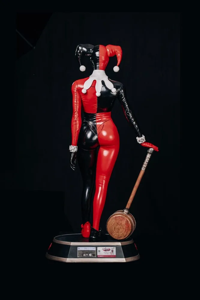 DC Comics Life-Size Statue – Harley Quinn 196 cm 8