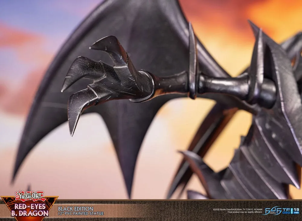 Yu-Gi-Oh! PVC Statue – Red-Eyes B. Dragon Black 33 cm 30