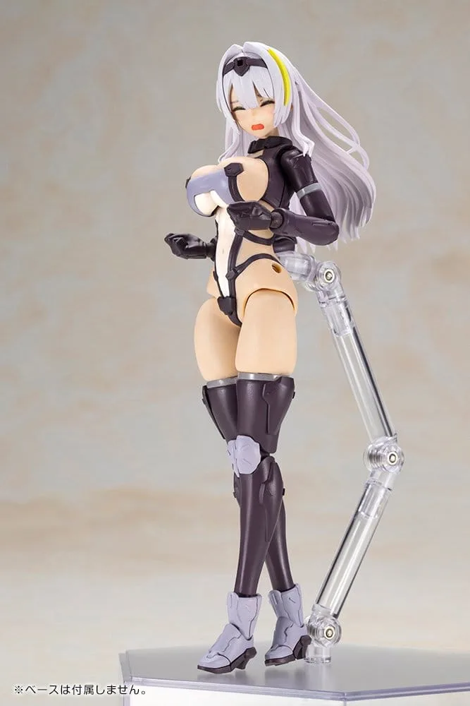 Front Mission Model Kit – Zenith Girl Gray Version 16 cm 17