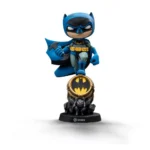 Batman PVC Figure – Mini Co. Bat-Signal Blue Variant 1