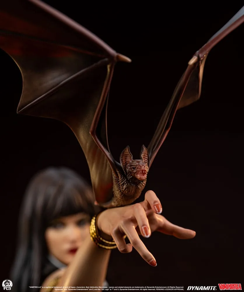 Vampirella Statue – 70er-Jahre-Postermotiv 1:2 112 cm 11