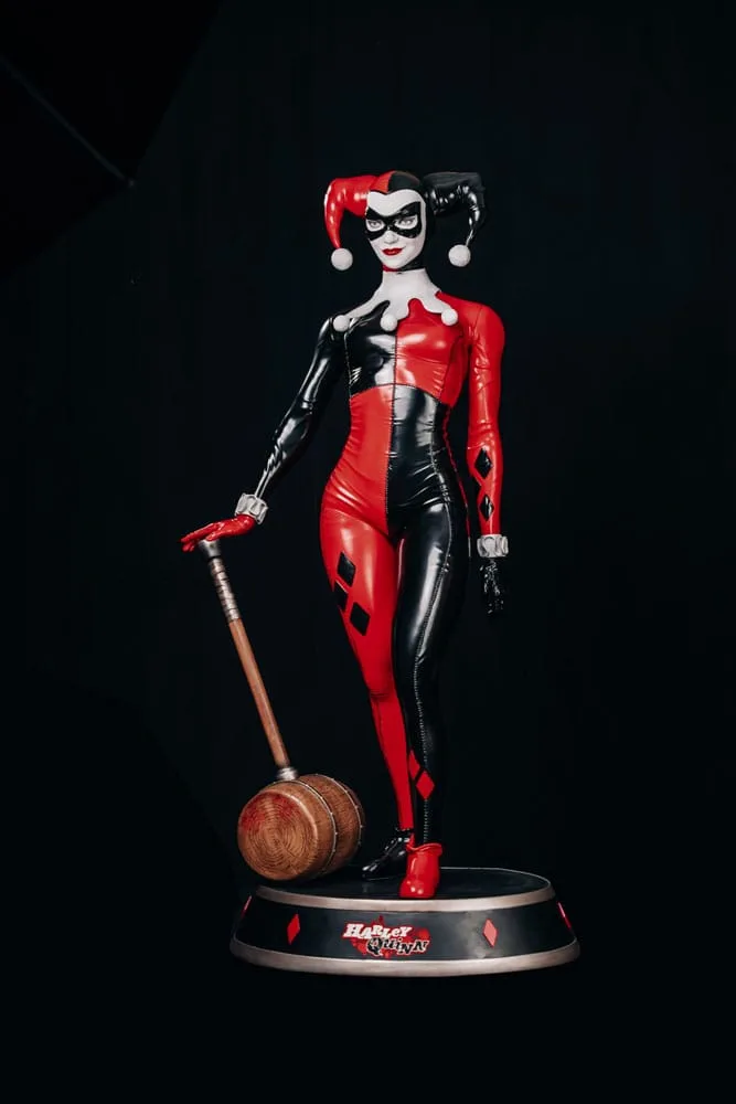 DC Comics Life-Size Statue – Harley Quinn 196 cm 2