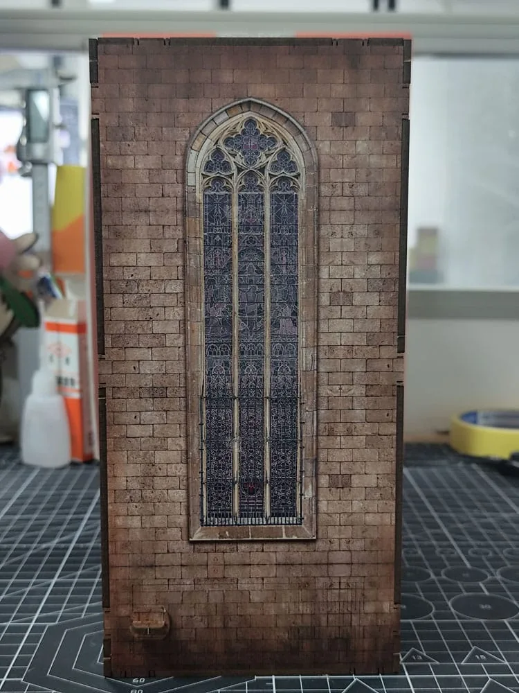 House of the Dragon Book Nook – Iron Throne 23 cm 8