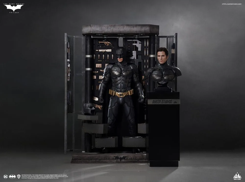 The Dark Knight Statue – Batman Ultimate Edition 207 cm 13