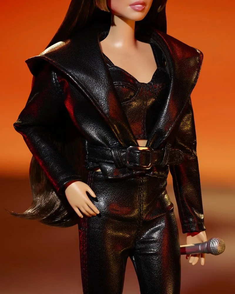 Barbie Signature Doll – Miley Cyrus 13