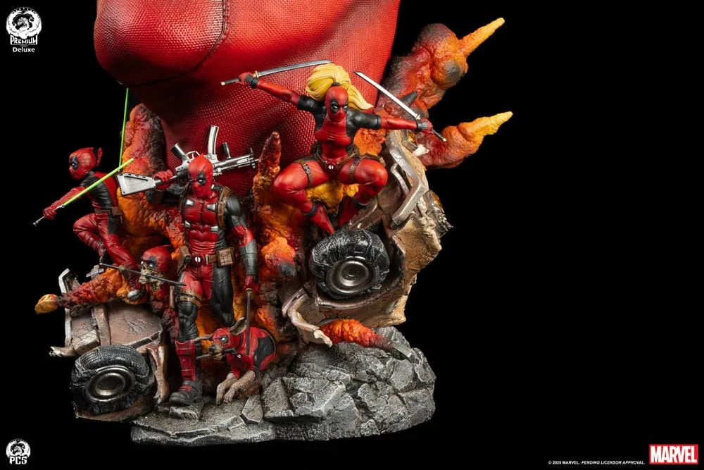 Marvel Fine Art Bust – Deadpool Deluxe Edition 42 cm 11