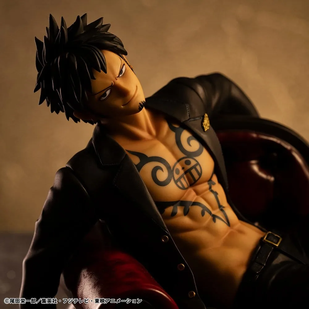 One Piece PVC Figure – Trafalgar Law S.O.C Ver.R 4