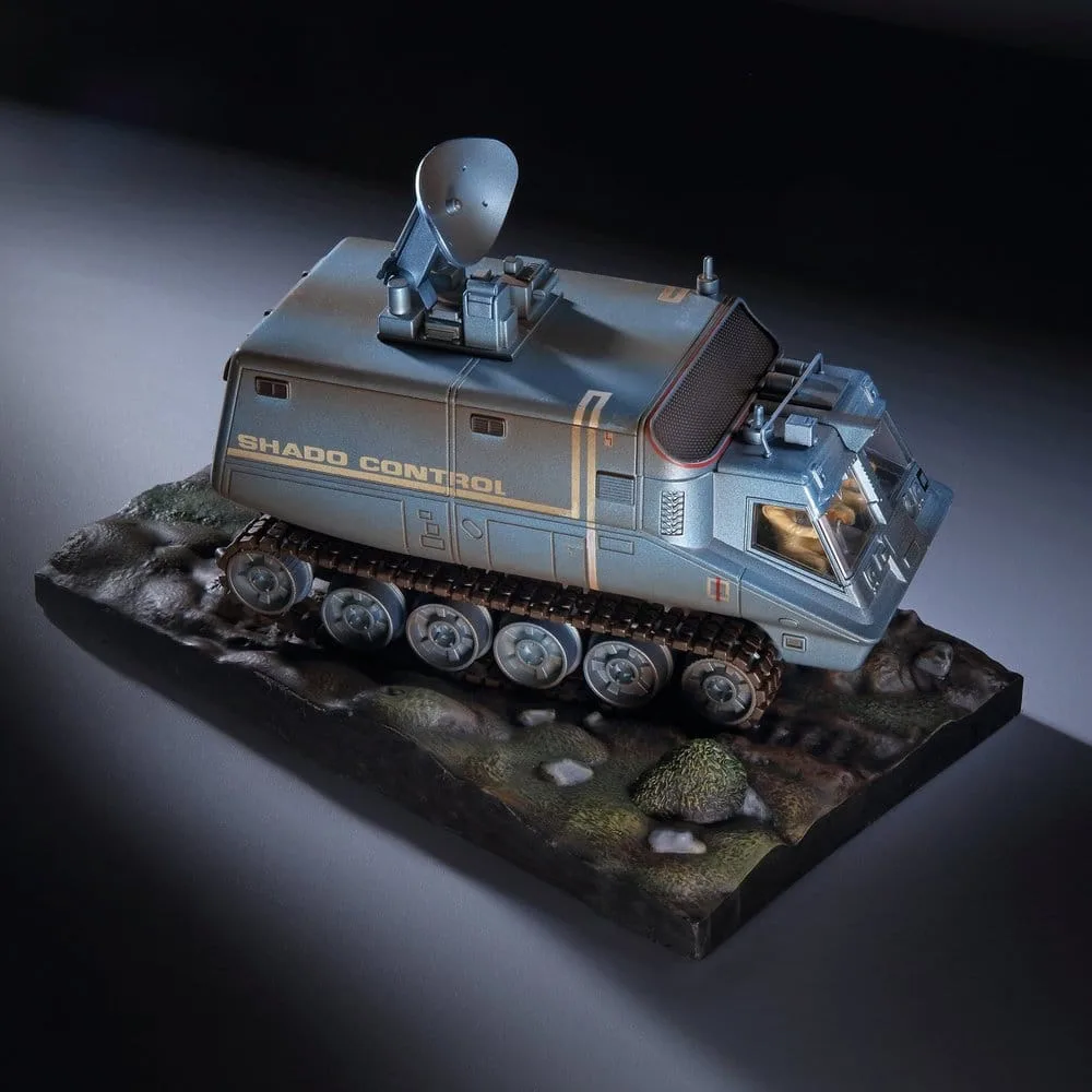 UFO Die-Cast Model – S.H.A.D.O. Mobile with Radar 17 cm 3