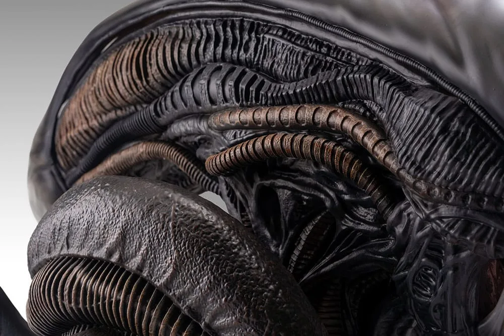 Alien Romulus Life-Size Bust – Scorched Xenomorph 53 cm 4