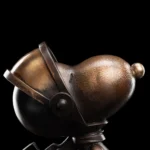 Peanuts Bronze Statue – Snoopy First Beagle on the Moon 29 cm 10