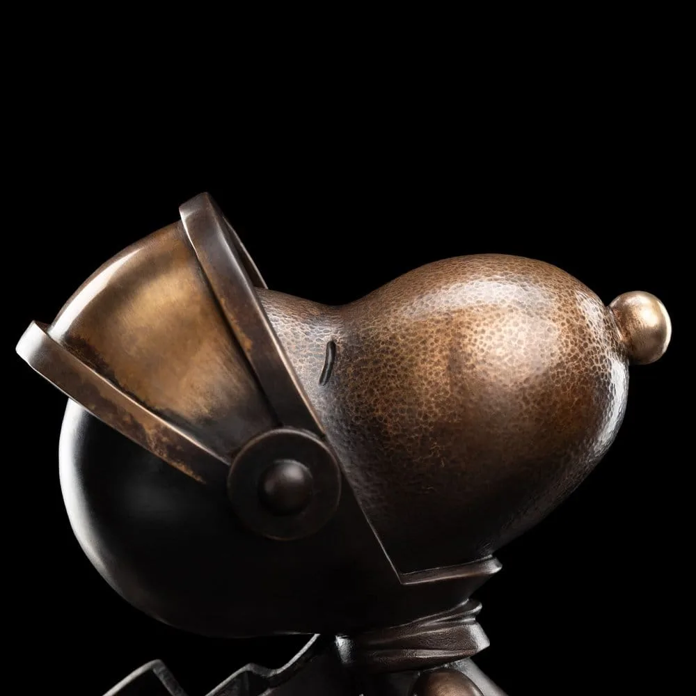 Peanuts Bronze Statue – Snoopy First Beagle on the Moon 29 cm 10