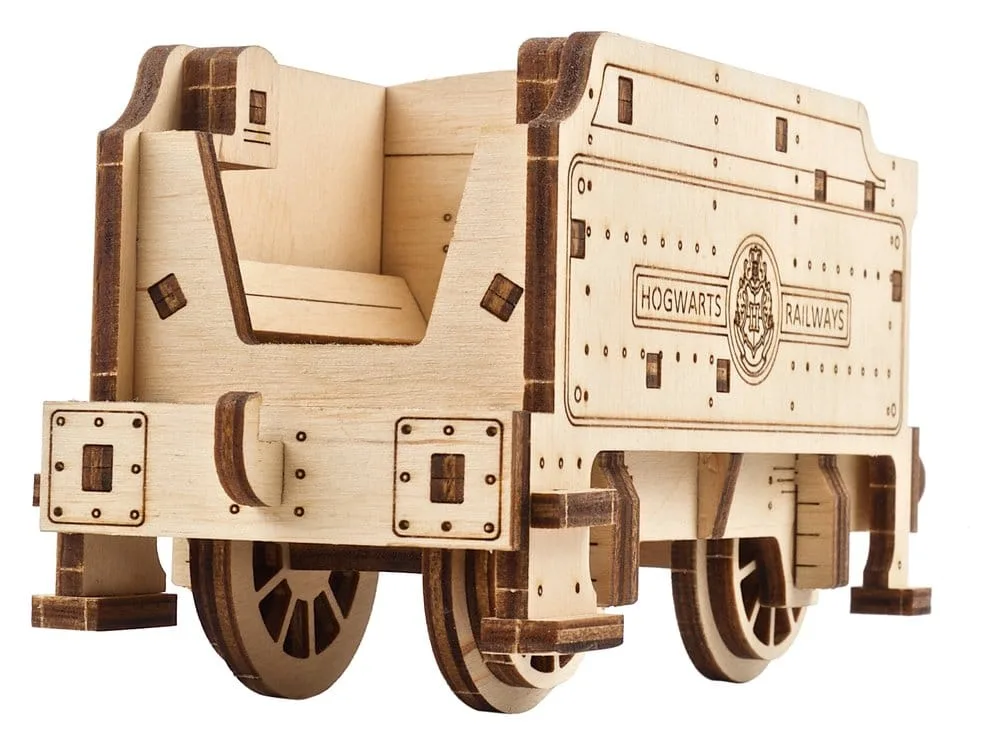 Harry Potter Wooden Model Kit – Hogwarts Express 11
